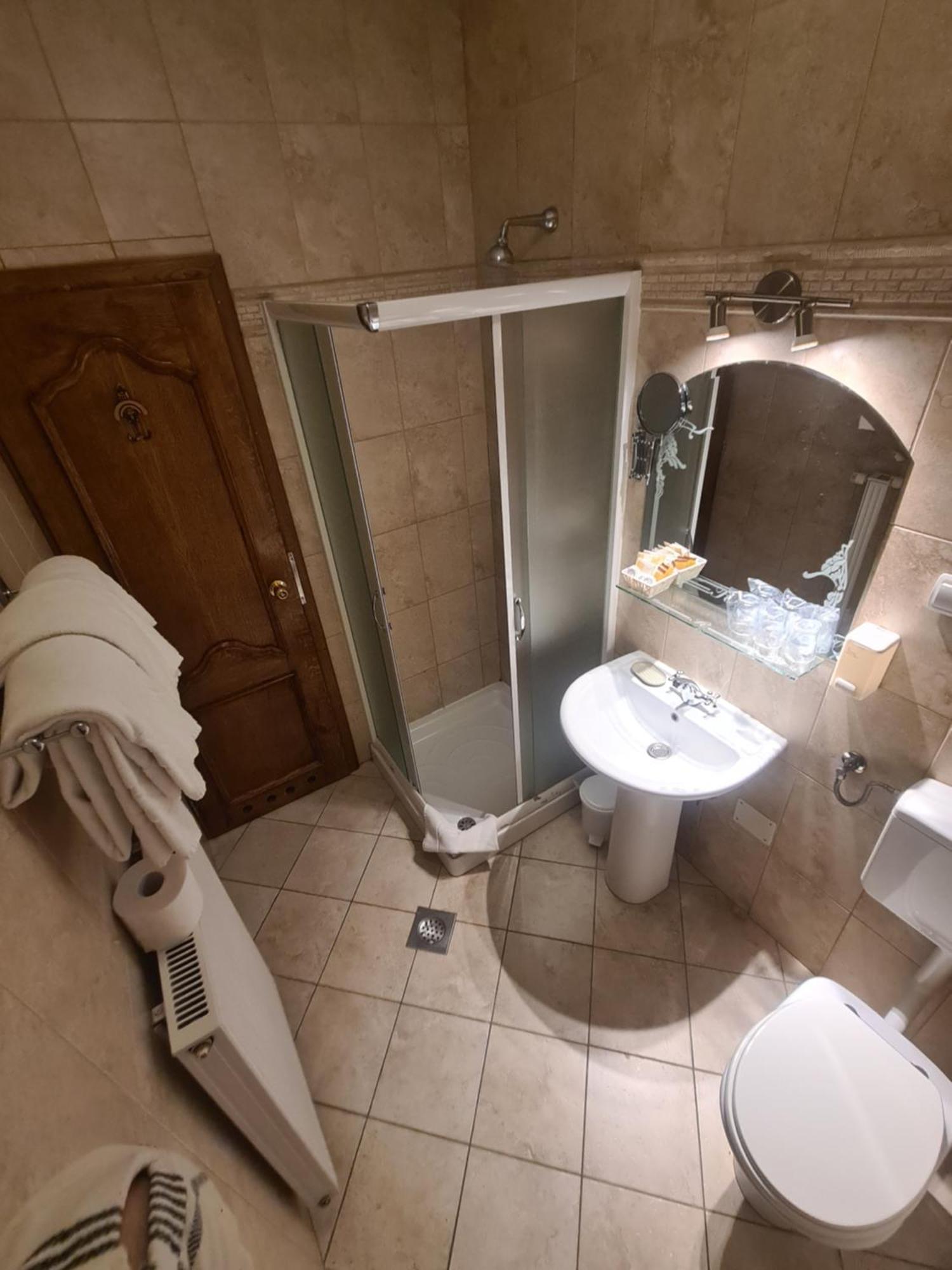 Hotel Grande Целе Экстерьер фото